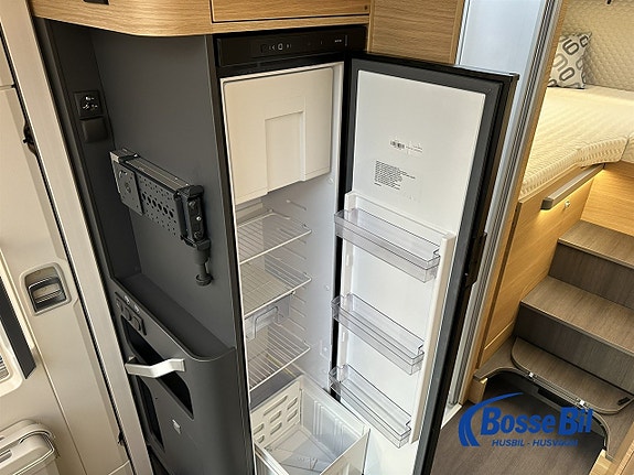 Adria Coral 670 DL 60Y *JUBILEUMSMODELL* 12 of 19