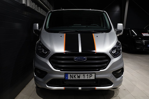 Ford Transit Custom 2 of 5