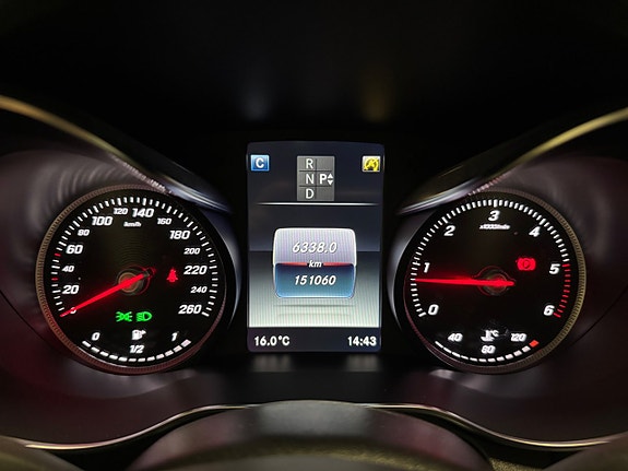 Mercedes-Benz C220 13 of 25