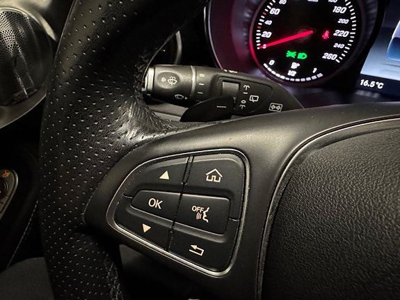 Mercedes-Benz C220 16 of 25