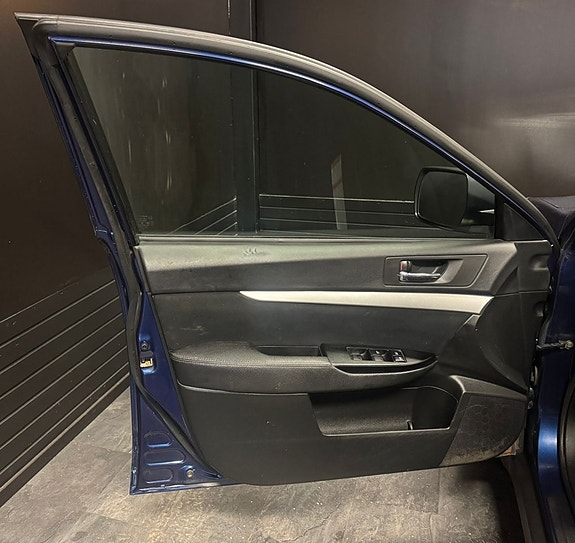 Subaru Outback 13 of 20