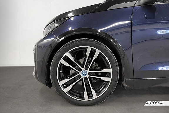 BMW i3 6 of 24