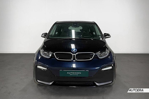 BMW i3 2 of 5