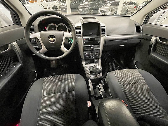 Chevrolet Captiva 6 of 8