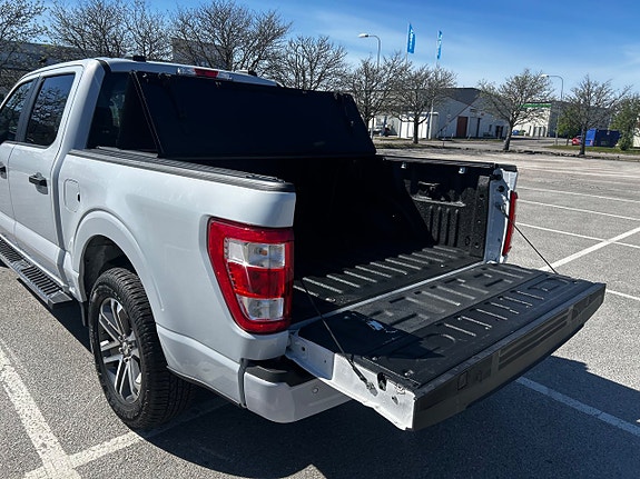 Ford F-150 6 of 19