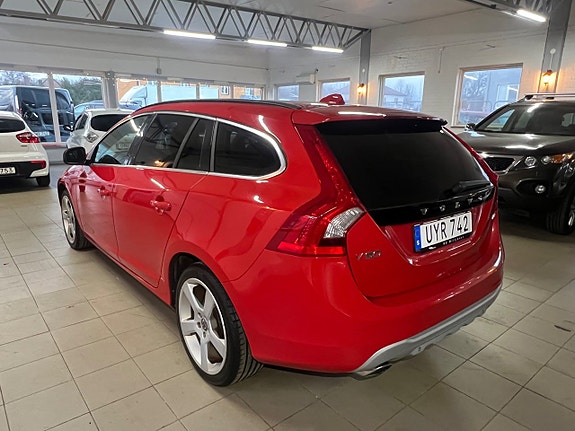 Volvo V60 5 of 14