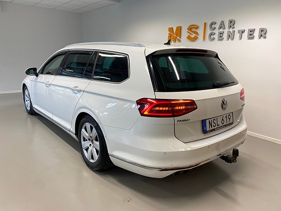 Volkswagen Passat 4 of 5