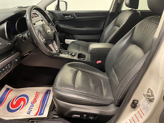 Subaru Outback 3 of 5