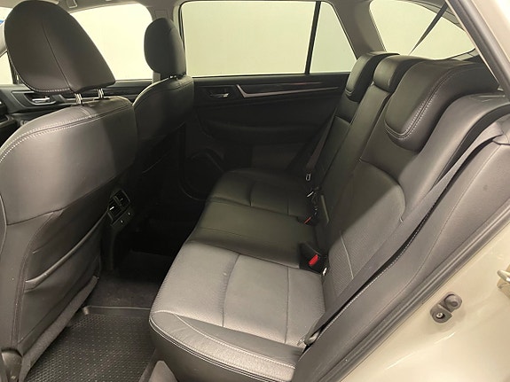 Subaru Outback 11 of 15