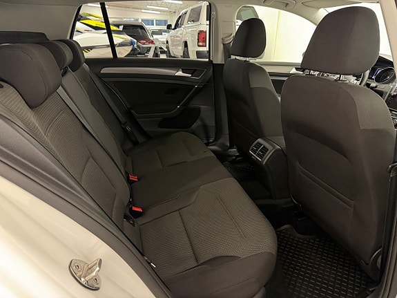 Volkswagen Golf I 12 of 12