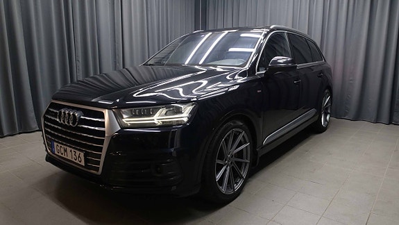 Audi Q7 5 of 5