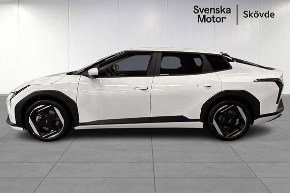 Kia EV4 3 of 5
