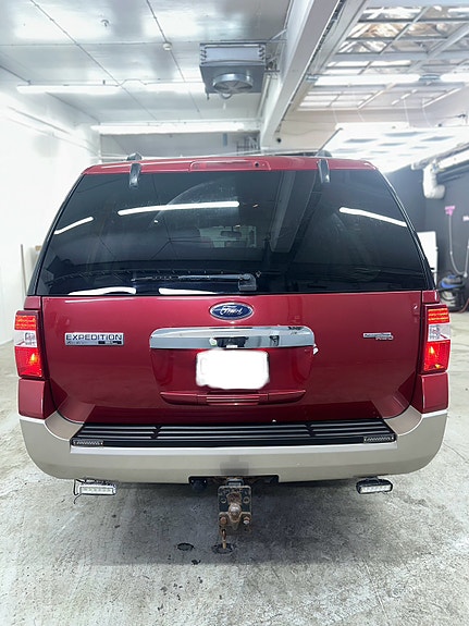 Ford Expedition 5 of 5
