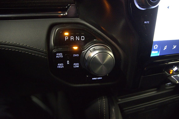 Dodge RAM 1500 16 of 18