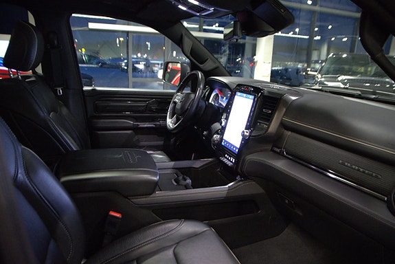 Dodge RAM 1500 13 of 18