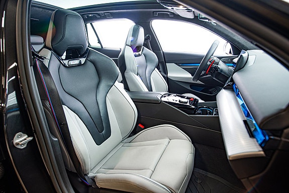 BMW M5 16 of 30