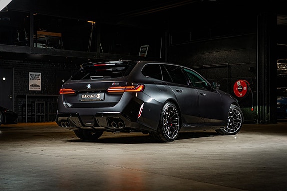 BMW M5 5 of 30