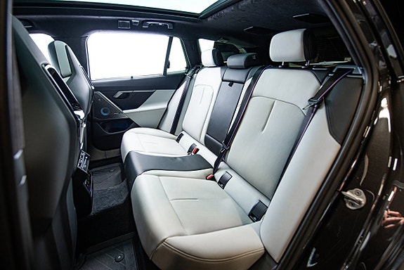 BMW M5 17 of 30