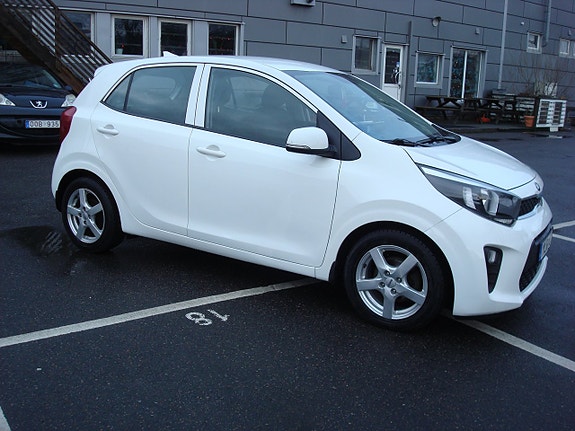 Kia Picanto 3 of 5
