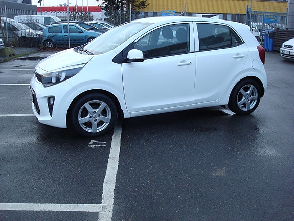 Kia Picanto 2 of 5