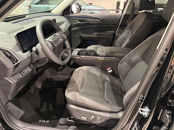 Kia EV5 7 of 13
