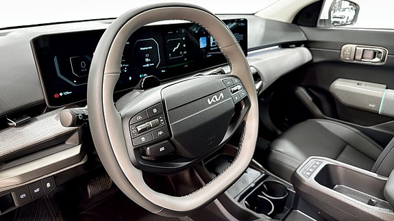Kia EV4 10 of 14