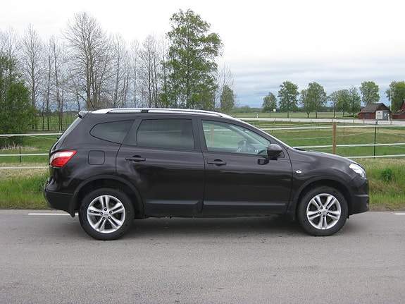 Nissan Qashqai+2 5 of 5