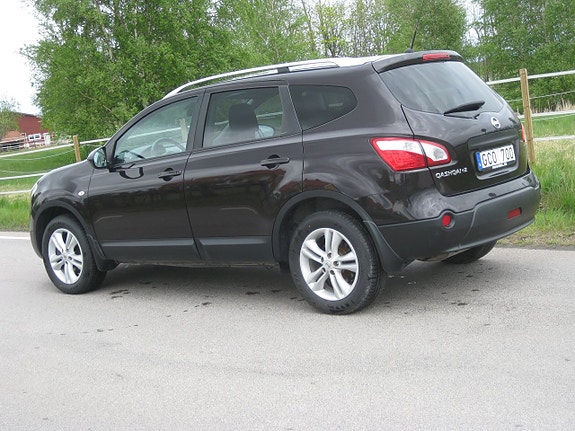 Nissan Qashqai+2 4 of 5