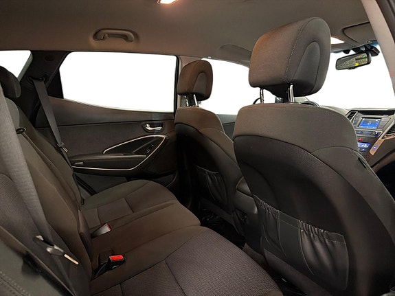 Hyundai Santa Fe 10 of 17