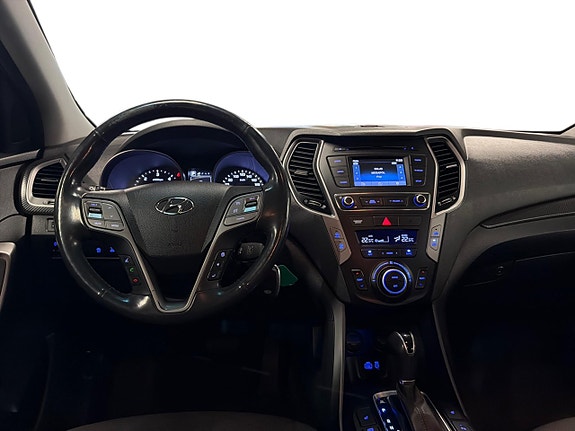 Hyundai Santa Fe 11 of 17