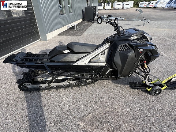Lynx Shredder RE 850 Turbo Black Edition HUB Demo -25 4 of 6