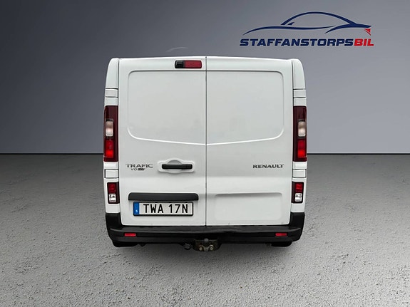Renault Trafic 6 of 9