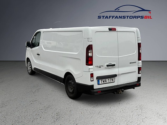 Renault Trafic 8 of 9
