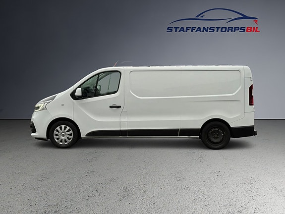 Renault Trafic 7 of 9