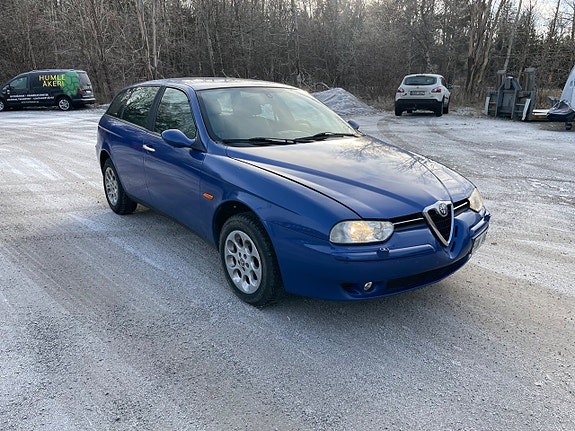 Alfa Romeo 156 2 of 15