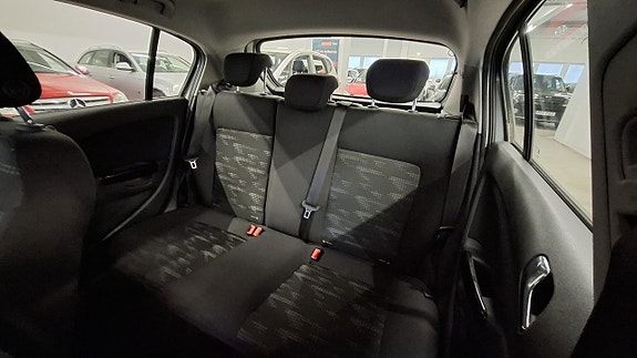 Opel Corsa 22 of 22