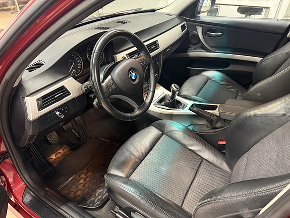 BMW 318 10 of 12