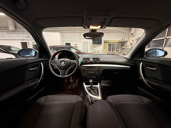 BMW 118i 12 of 12