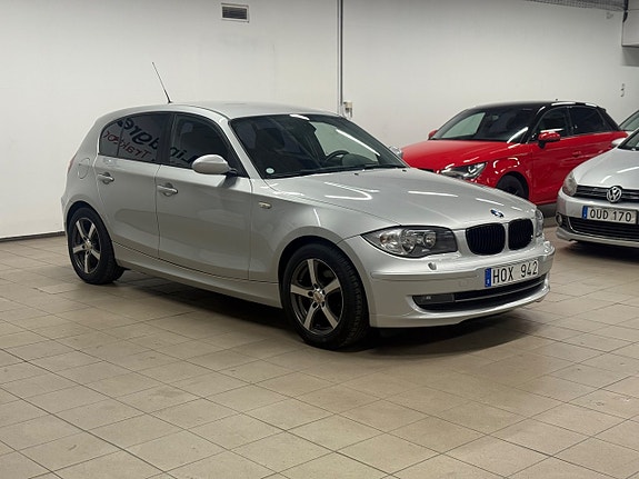 BMW 118i 6 of 12