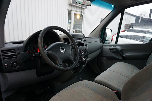 Volkswagen Crafter 8 of 14