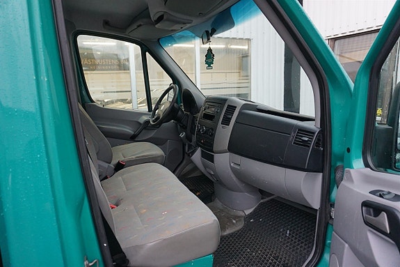 Volkswagen Crafter 7 of 14