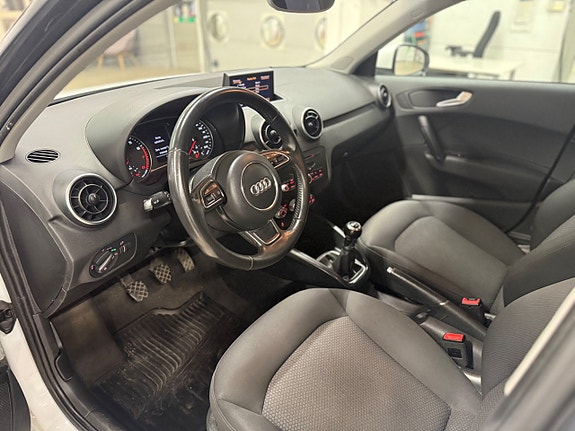 Audi A1 8 of 11