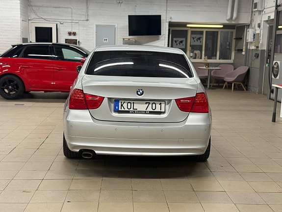 BMW 318 4 of 5