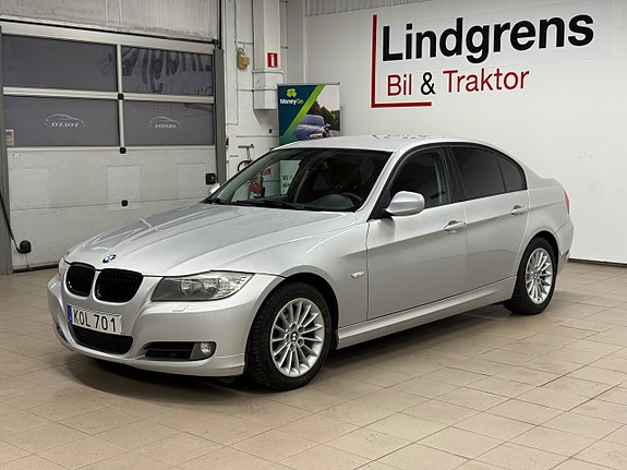 BMW 318 2 of 5