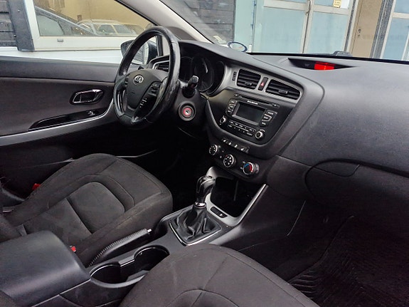 Kia Ceed 6 of 12