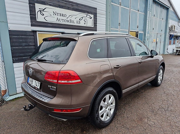 Volkswagen Touareg 3 of 18