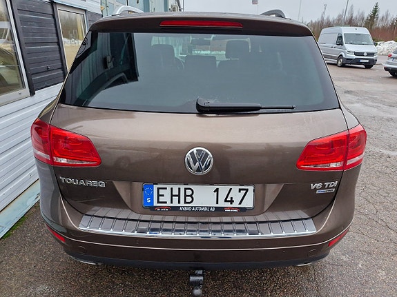Volkswagen Touareg 4 of 18