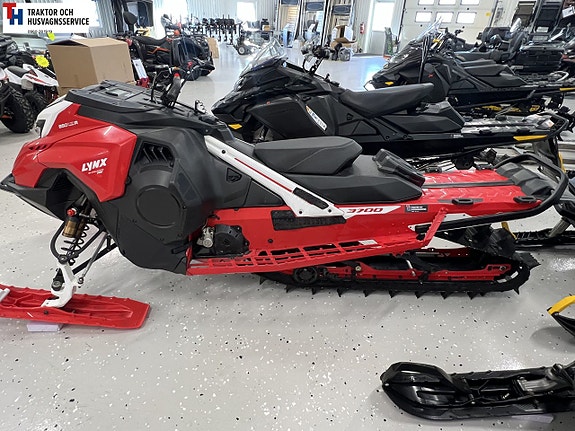 Lynx Shredder RE 3700 850 E-TEC Turbo -24 2 of 5