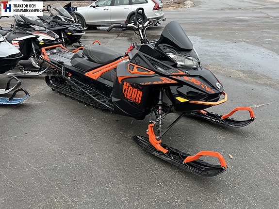 Lynx Boondocker 3900 DS 850 med 379 mil, Kylare med fläkt  .