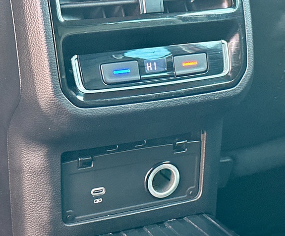 Volkswagen Passat 19 of 19